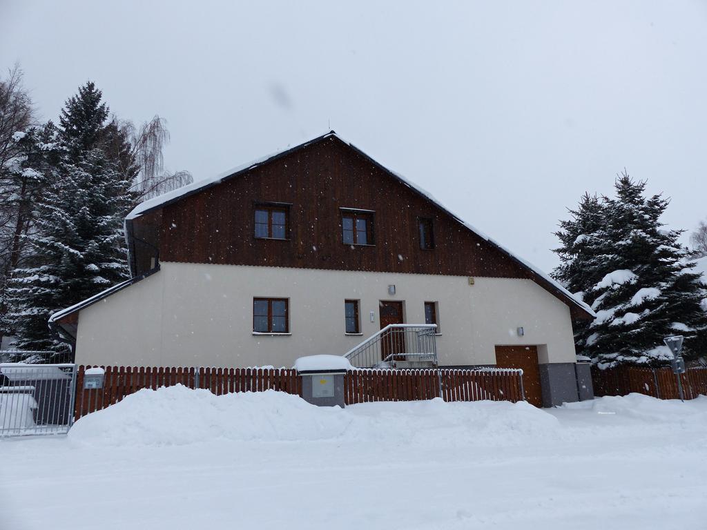Haus Tolstejn Apartment Jiretin pod Jedlovou ภายนอก รูปภาพ