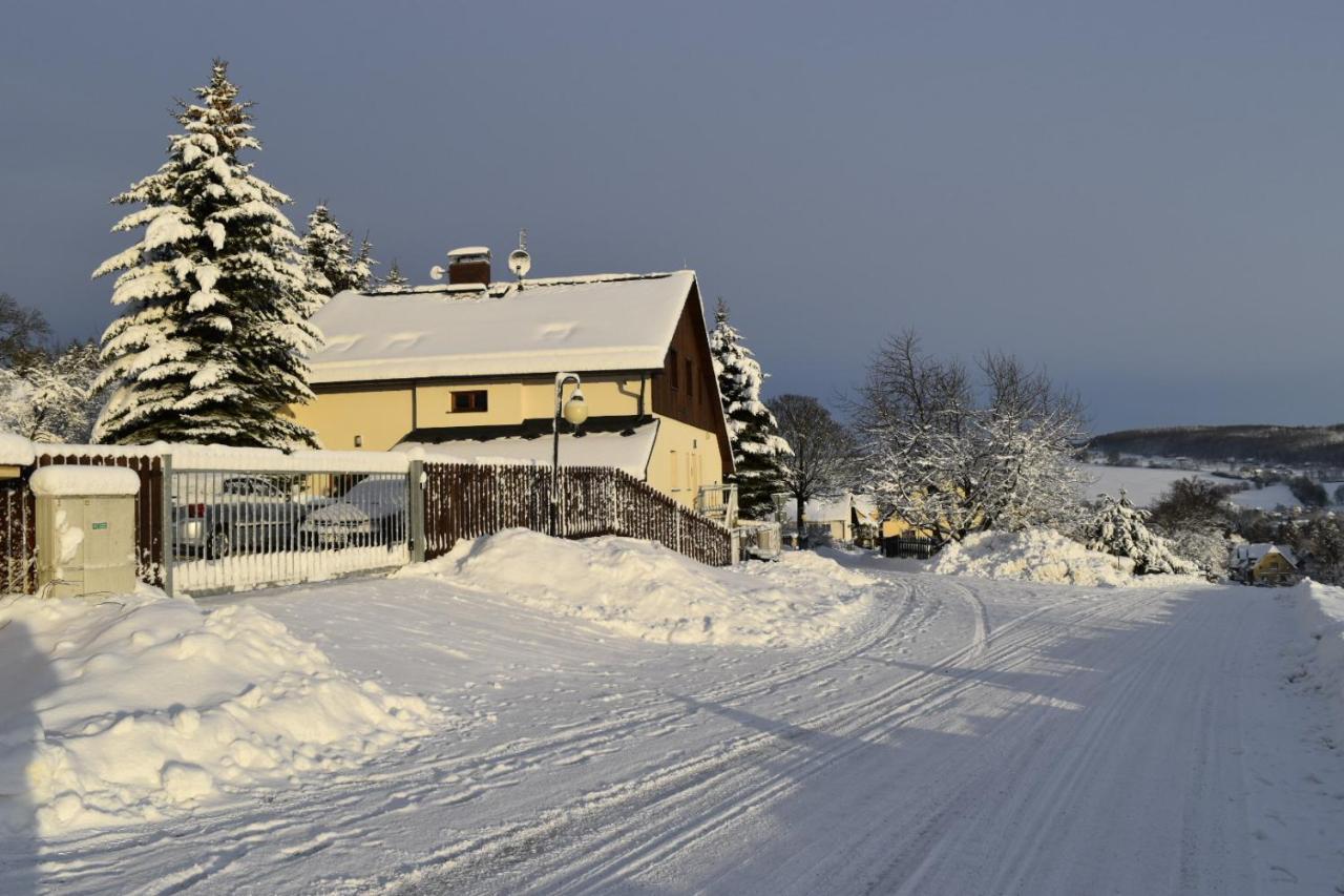Haus Tolstejn Apartment Jiretin pod Jedlovou ภายนอก รูปภาพ