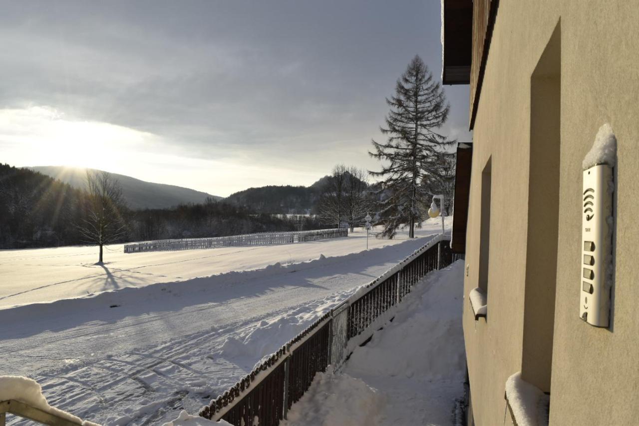 Haus Tolstejn Apartment Jiretin pod Jedlovou ภายนอก รูปภาพ